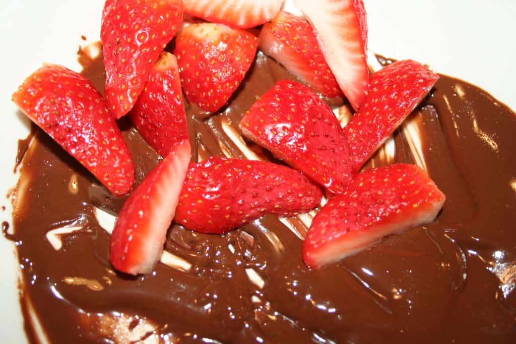 Chocolate Peanut Butter Strawberry Dippers